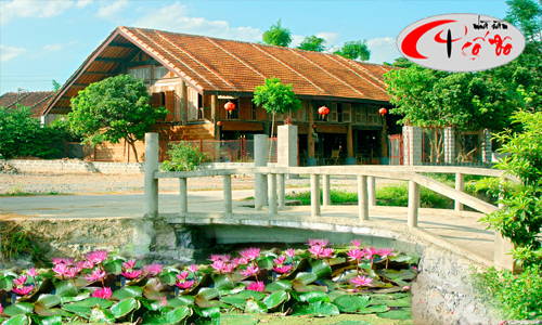 Co Do stilt-house Restaurant