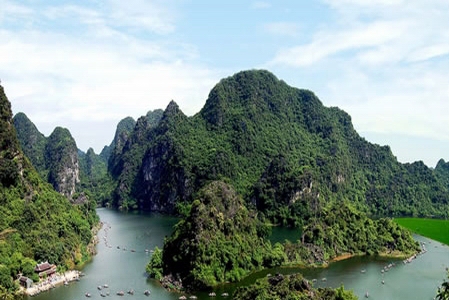 Promoting Trang An landscape complex's tourism potential