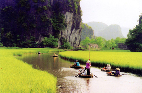 Ninh Binh highlights - Halong bay cruise
